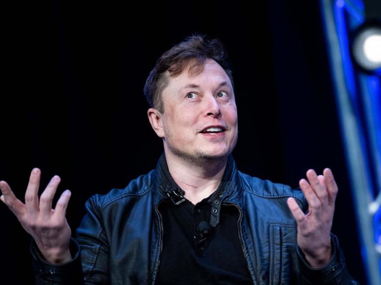 Woman with Elon Musk&apos;s old phone number has been getting his calls for years