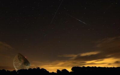 Mysterious radio bursts coming from deep in space have a &apos;repeating pattern&apos;, astronomers say