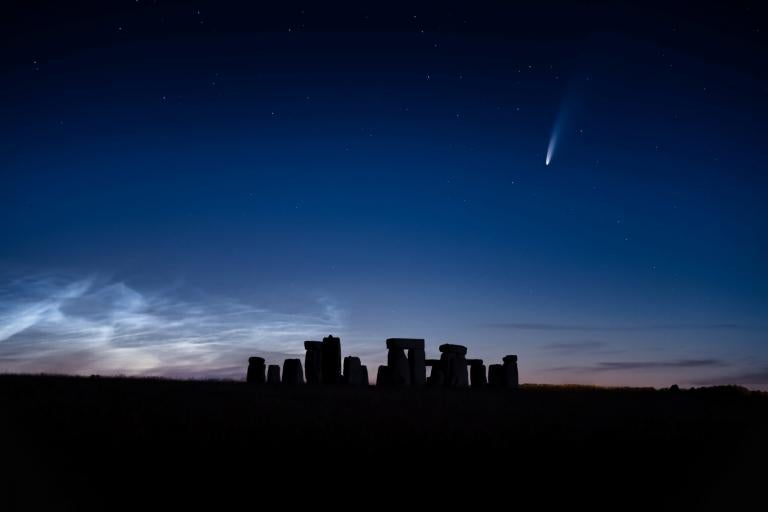 Neowise Comet seen over Stonehenge in stunning new image