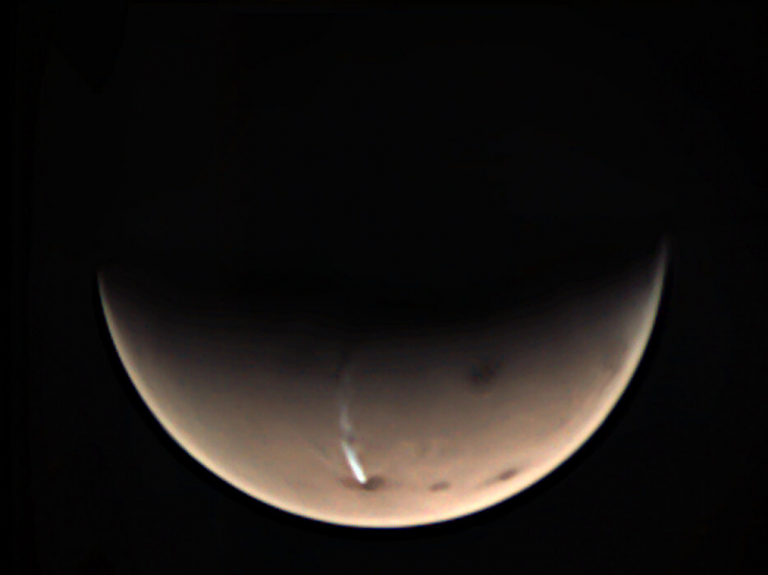 Mysterious Martian cloud reappears above Arsia Mons volcano