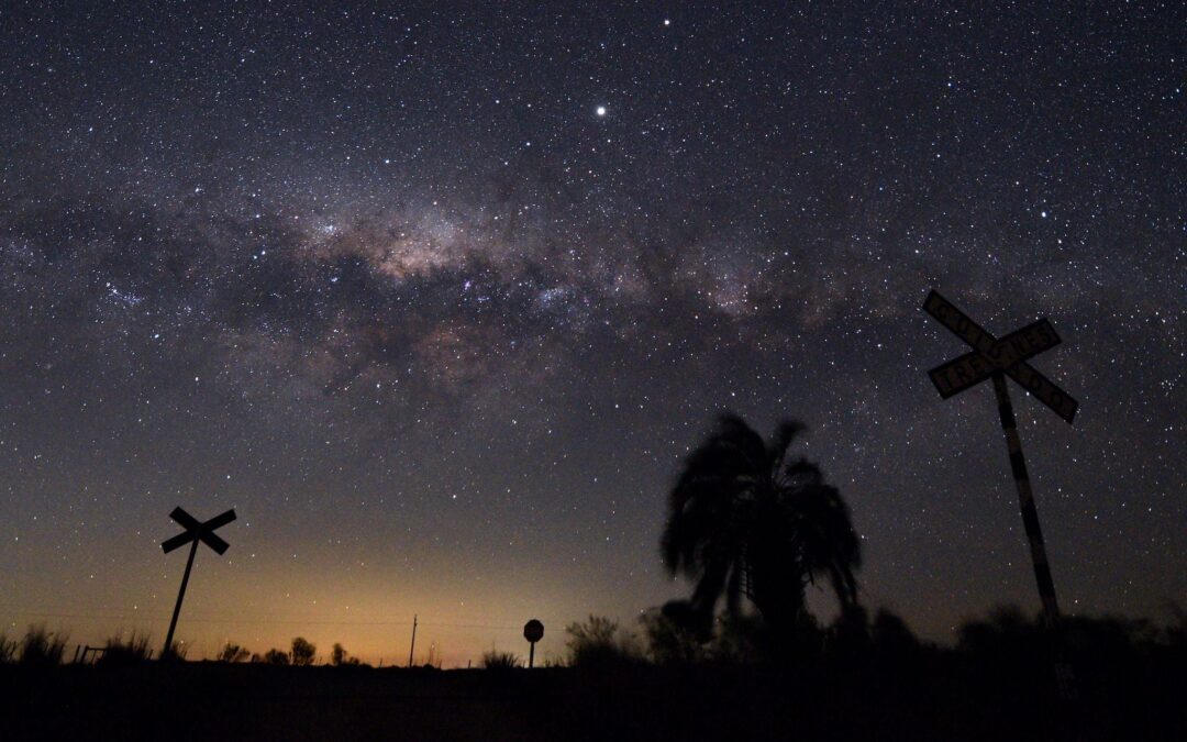 Astronomers find huge, previously unknown cluster of 'surprising' stars at the centre of our galaxy