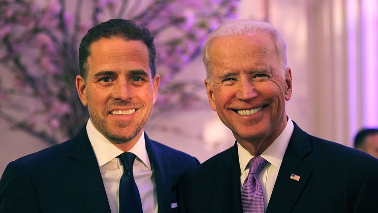 WASHINGTON, DC - APRIL 12: World Food Program USA Board Chairman Hunter Biden (L) and U.S. Vice President Joe Biden attend the World Food Program USA's Annual McGovern-Dole Leadership Award Ceremony at Organization of American States on April 12, 2016 in Washington, DC. (Photo by Teresa Kroeger/Getty Images for World Food Program USA) 